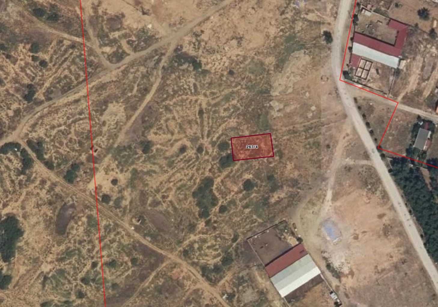 Afyonkarahisar Başmakçı'da Satılık 564 m² Müstakil Tapulu Tarla (PK-352)
