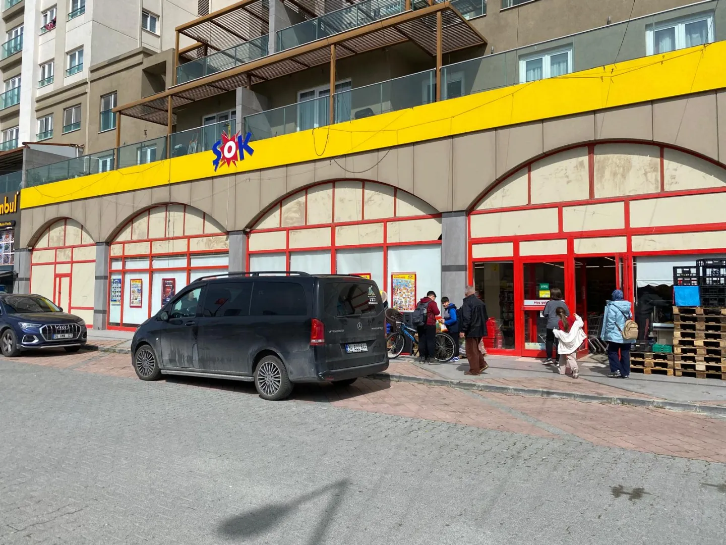 431. Avrupark Bahçeşehir Şok Market