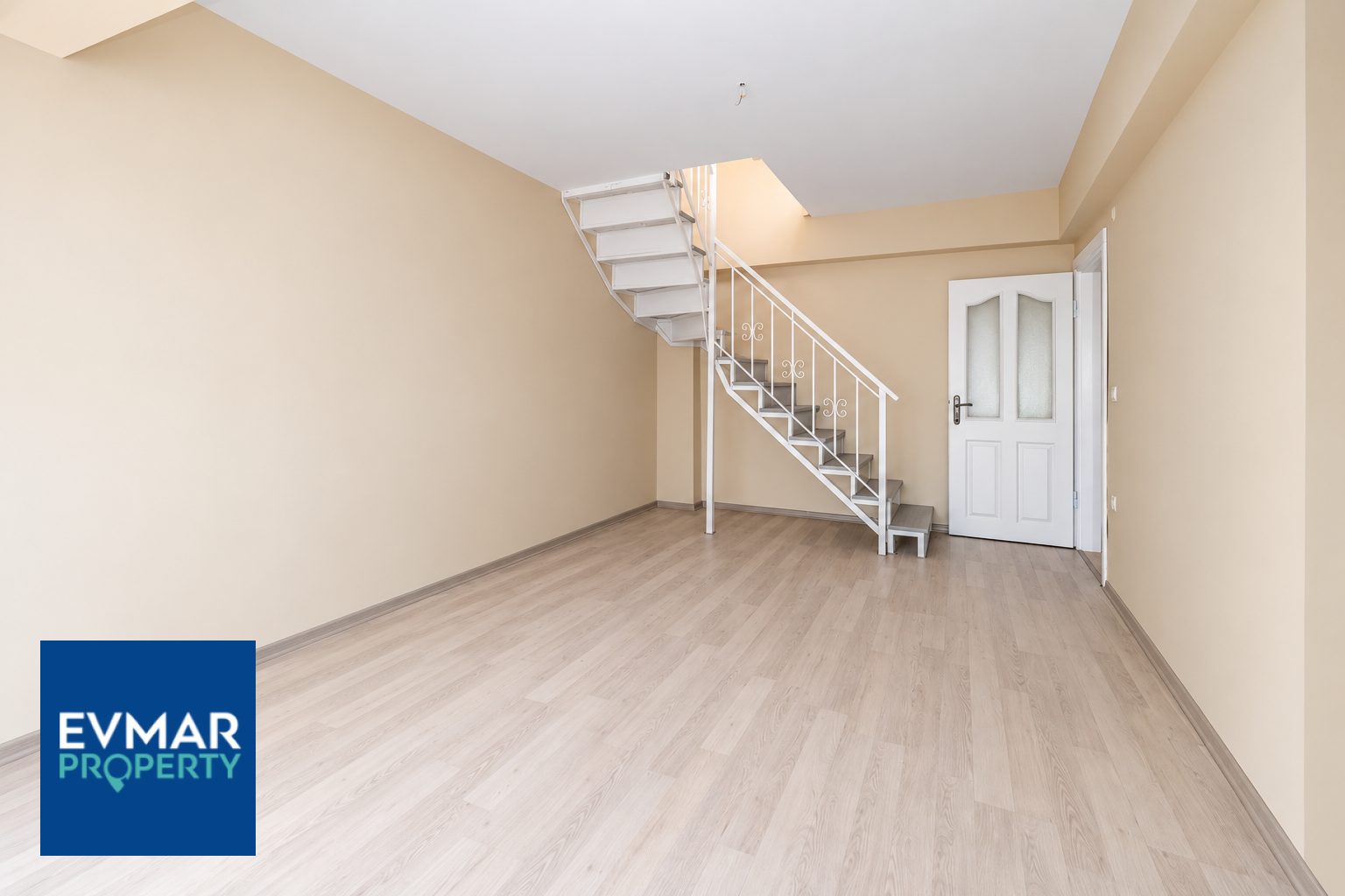 Дуплекс 4+1 рядом с торговым центром Torium Продаётся 200 м² (PK-443)